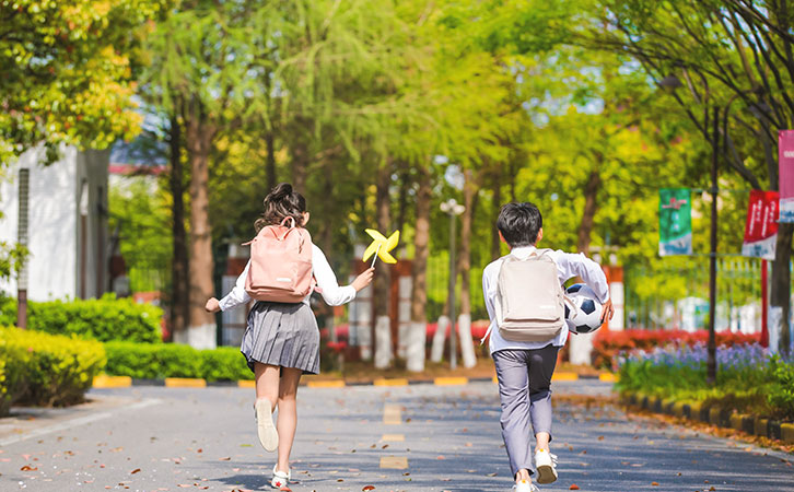 低齡留學(xué)成主流，想要陪讀，除了陪讀簽還有什么好方法？
